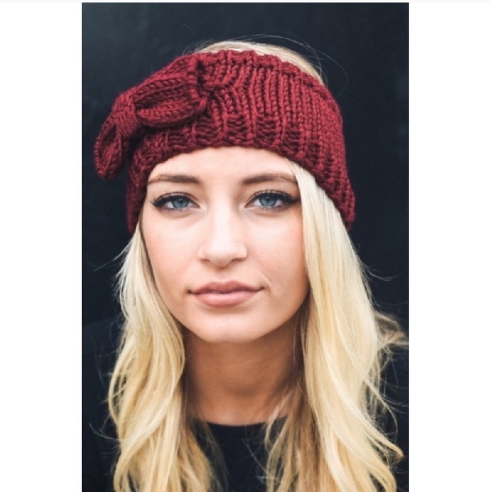 🆕️ Burgundy Knit Bow Headband